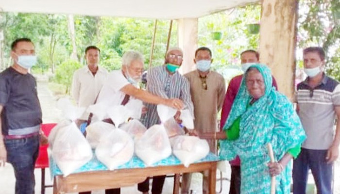 দক্ষিণ সুনামগঞ্জে রুরাল ডেভেলপমেন্ট এন্ড হেলথ সেন্টার’র ঈদ উপহার