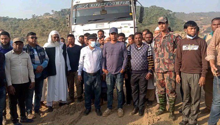 চারাগাও স্থল শুল্ক স্টেশন দিয়ে ভারত থেকে কয়লা আমদানি শুরু