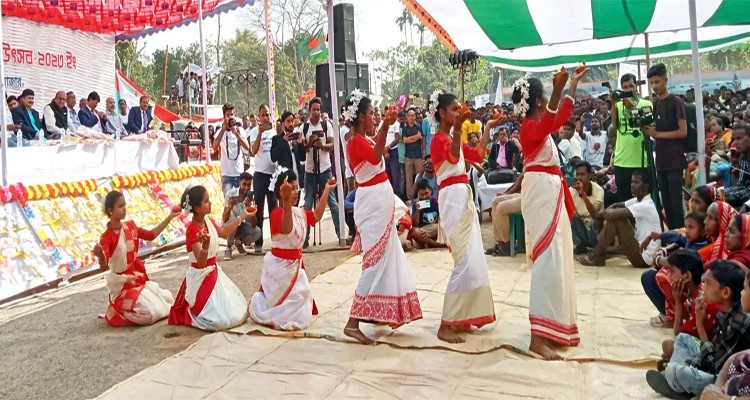 কমলগঞ্জে ১ম আন্তর্জাতিক চা জনগোষ্ঠি ভাষা ও সংস্কৃতি উৎসব অনুষ্ঠিত