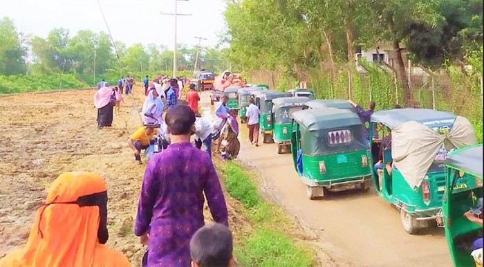 মৌলভীবাজার জেলার শমশেরনগর-ব্রাহ্মণবাজার রাস্তার সংস্কার কাজ সম্পন্ন হয়নি এক বছরেও